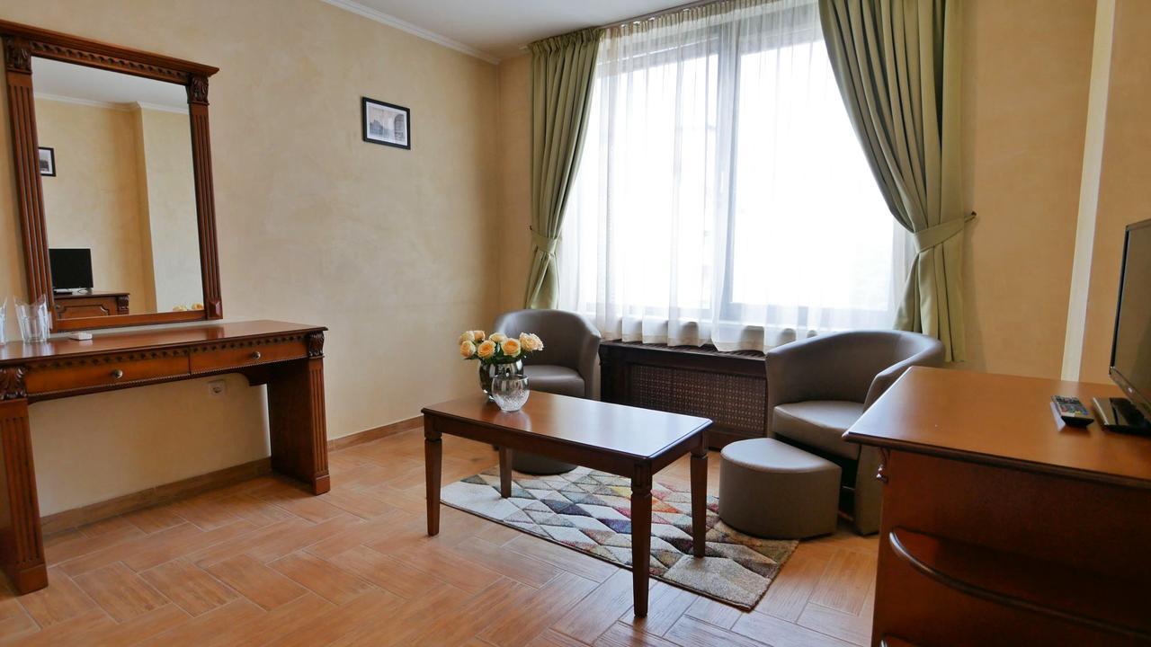 Central West Hotel Sofia Eksteriør bilde